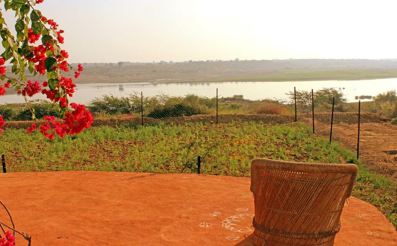 Bhadrawati - A Riverside Safari Lodge Ranthambore Exterior foto